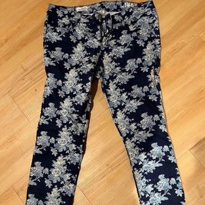 Gap jeans with flowers